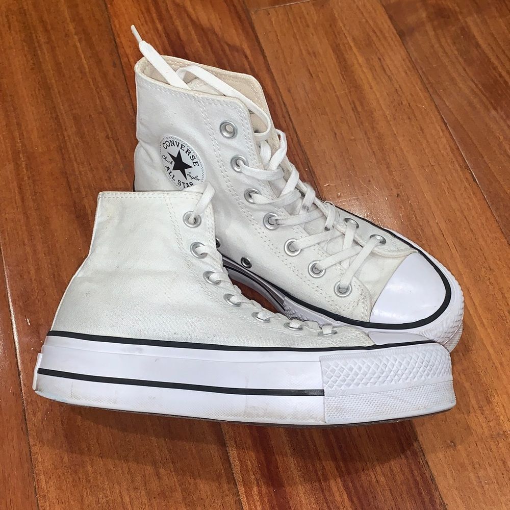 Converse Women's Off-White High-Top Sneakers size 5
